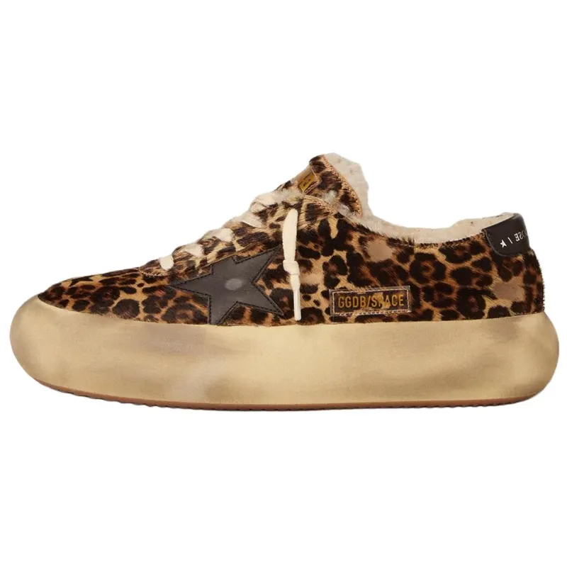 Golden Goose Space Star Leather Low top Stylish Skateboarding Shoes Women's Brown Distressed