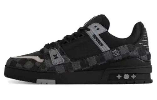 LOUIS VUITTON Trainer Abrasion Resistant Breathable Low top Skateboard Shoes Unisex Black