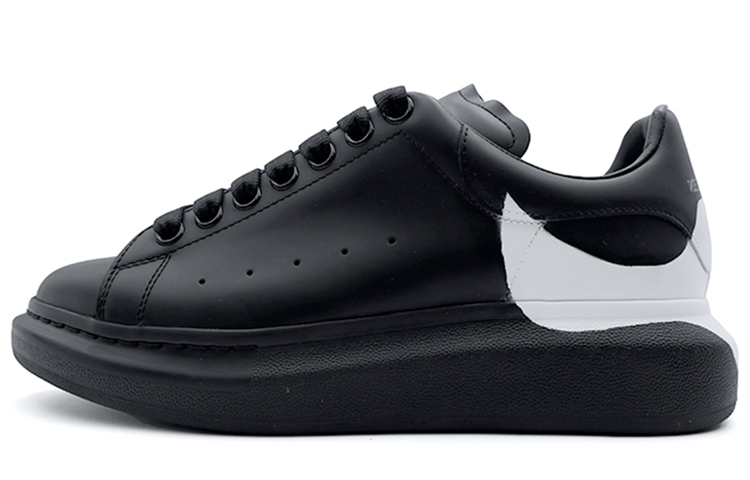 Мужские кеды Alexander McQueen Oversized Sneaker (черно-белые)