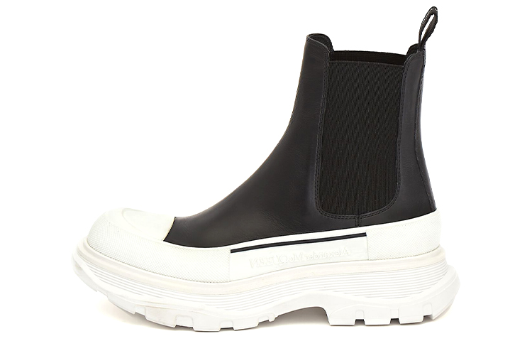 Alexander McQueen Alexander McQueen Tread Rubber Slip-on Chelsea Boots Women's Black