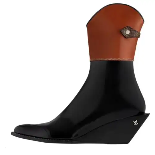LOUIS VUITTON Edge Leather Ankle Boots Women's Black