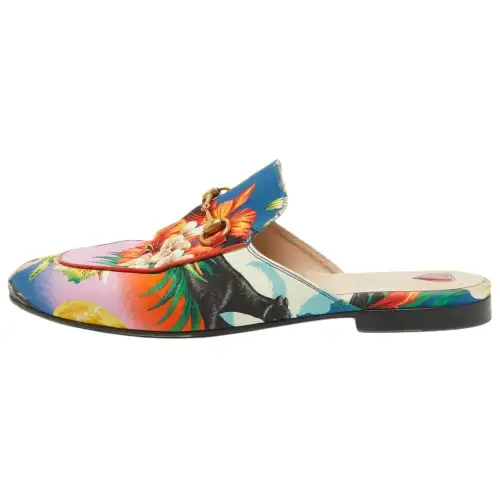 GUCCI Quiet Closed Toe Slippers Women's Blue Orange
