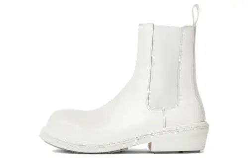 Bottega Veneta Fireman Chelsea Short Chelsea Boots Men's White