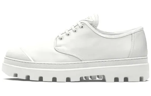 PRADA Low top Stylish Skateboarding Shoes Men's White