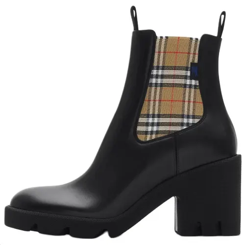Burberry Stride Calfskin Short Chelsea Boots 8.5cm Women's Black