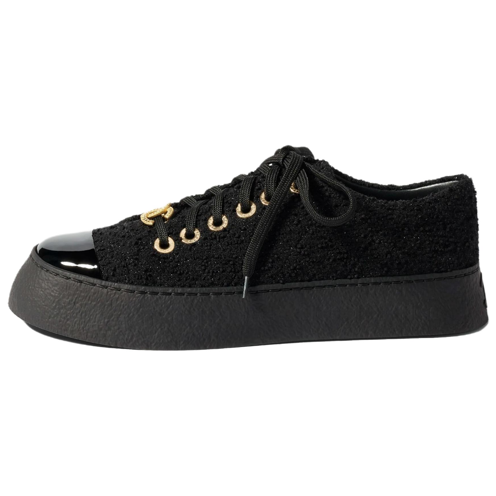 CHANEL 25A Patent Leather Low top Skateboard Shoes Women's Black