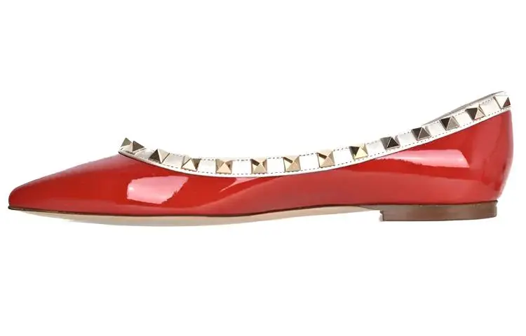 Valentino Garavani Patent Leather Flat Casual Shoes Women's Red