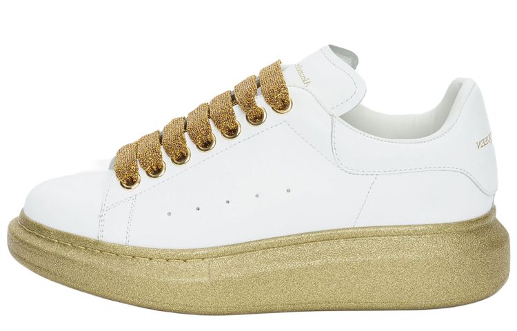 Женские кроссовки Alexander McQueen (бело-золотые)