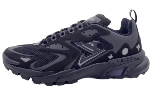 LOUIS VUITTON Runner Tatic Black