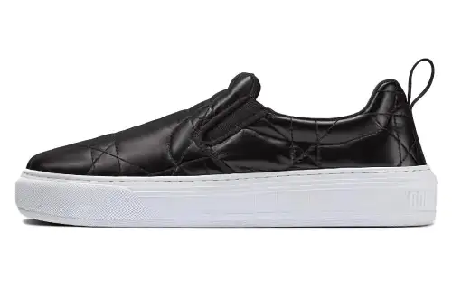 DIOR Solar Cow Leather Low top Stylish Skateboarding Shoes Women's Black