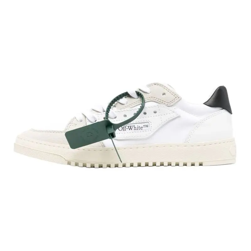 OFF WHITE Off Court 5.0 Logo patch Sneakers Women's