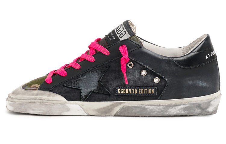 Golden Goose Super Star Low top Skateboard Shoes Women's Black Red