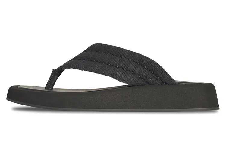 THE ROW Flip Flops Women's Black