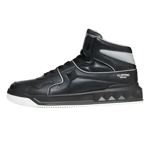 Valentino Garavani One Stud Mid Top Sneakers