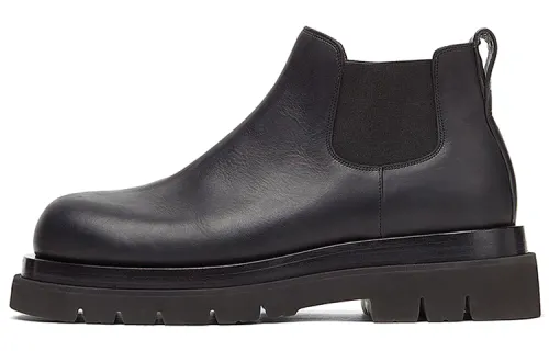 Bottega Veneta Lug Chelsea Ankle Length Chelsea Boots Men's Black