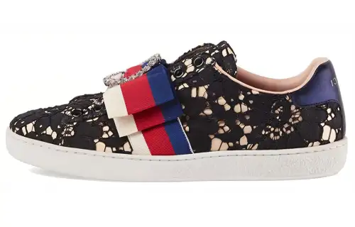 GUCCI ACE Cow Leather Low top Stylish Skateboarding Shoes Women's Black