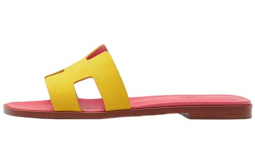 HERMES Oran Slide Slippers Women's Gravel Yellow