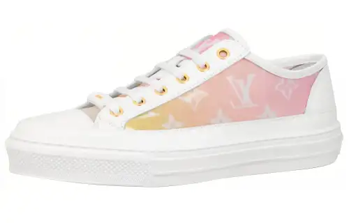 LOUIS VUITTON Stellar Casual Low top Stylish Skateboarding Shoes Women's Light Pink