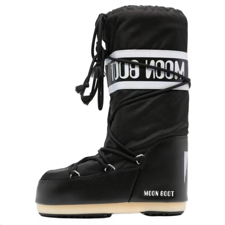 Женские сапоги Moon Boot (черные)