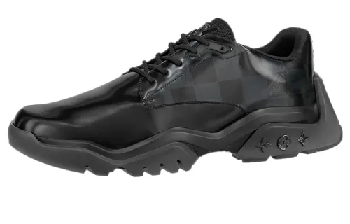 LOUIS VUITTON Millenium Round Tip Low top Running Shoes Men's Black