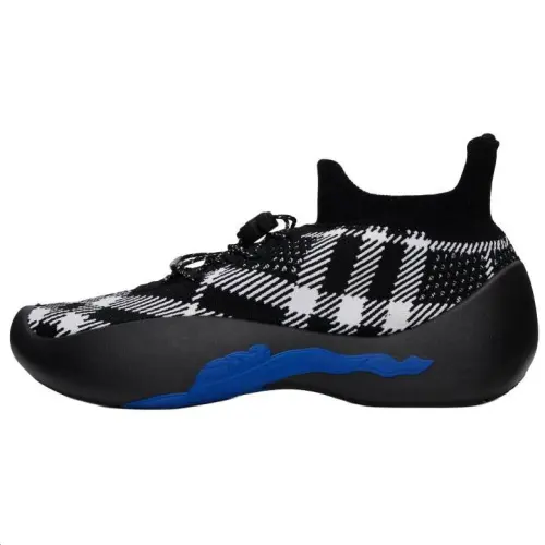 Burberry Neptune Low top Casual Shoes Women's Black