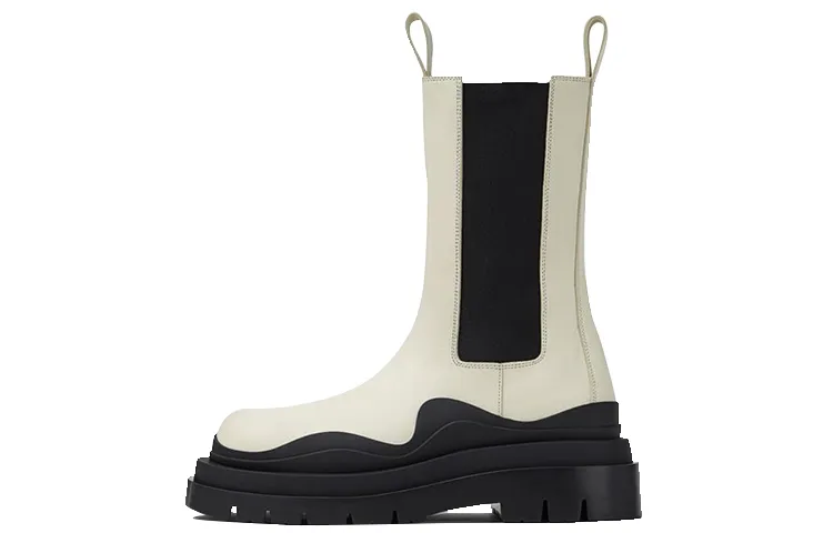 Bottega Veneta Tire Chelsea Leather Crew Chelsea Boots 5.5cm Women's White