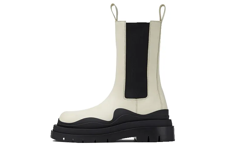 Bottega Veneta Tire Chelsea Leather Crew Chelsea Boots 5.5cm Women's White