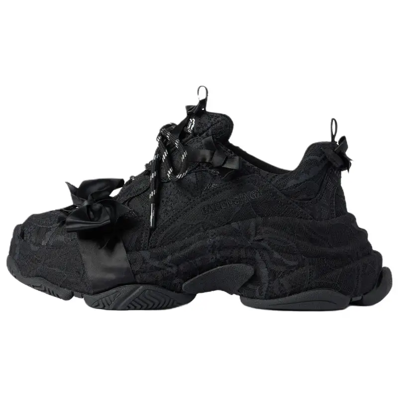 Balenciaga Triple S Low top Chunky Sneakers Women's Black