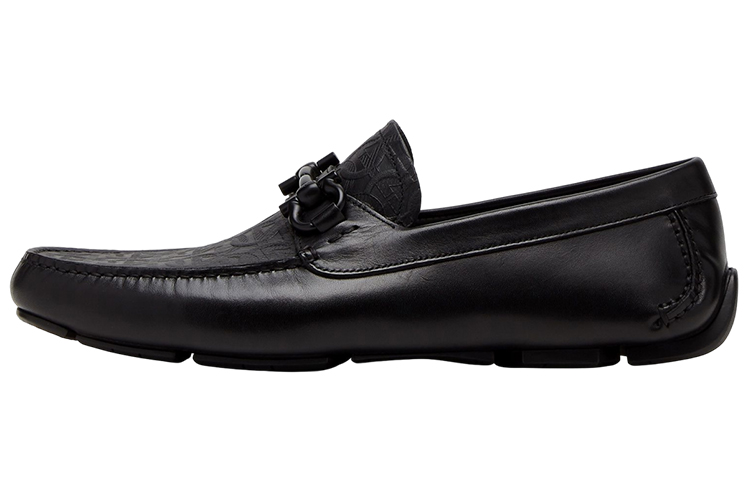 FERRAGAMO Gancini-logo Loafers