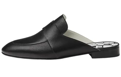 HERMES Catena Antibacterial Closed Toe Slippers Women's Black