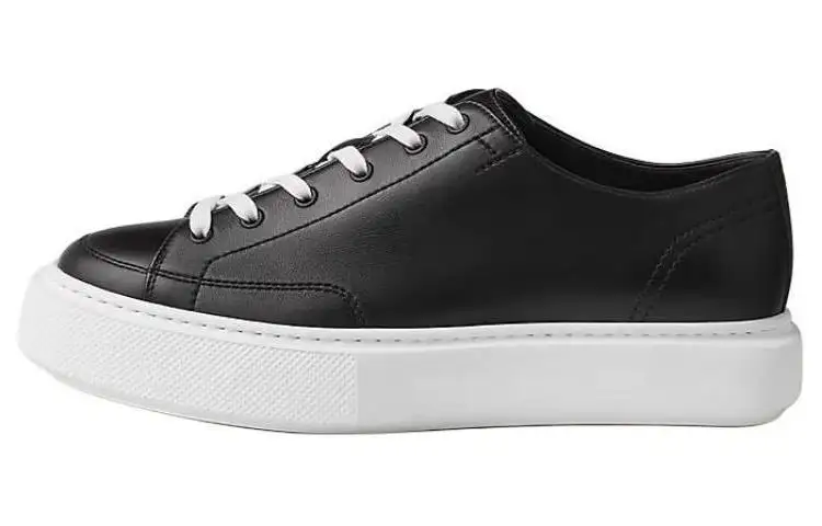 HERMES Haru Leather Low top Skateboard Shoes Men's Black