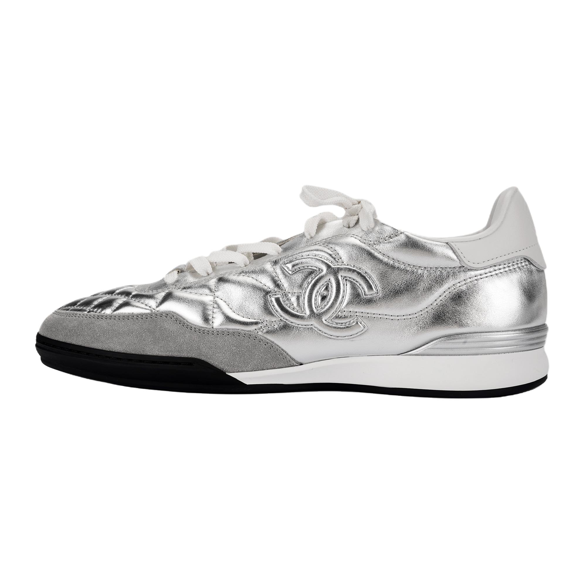 CHANEL Chanel 24a virtue training shoes round toe lace-up lifestyle shoes women's silver
