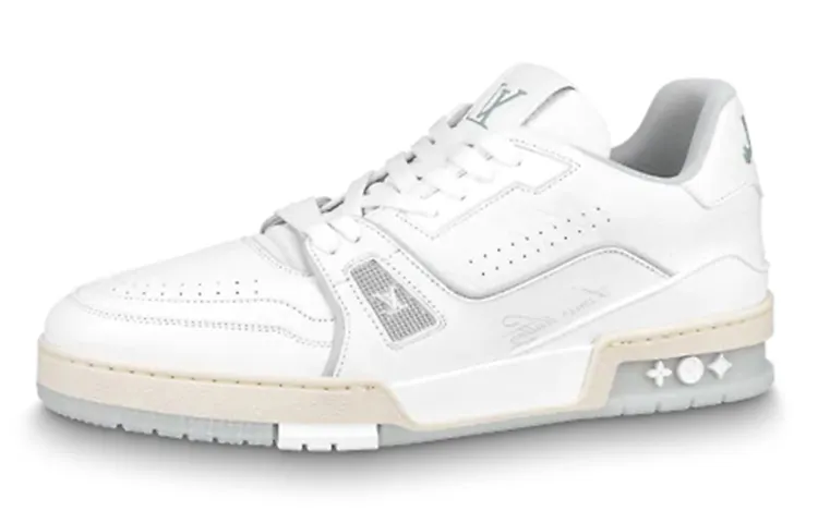 LOUIS VUITTON Trainer Sneakers White