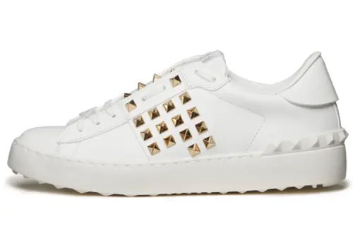 Valentino ROCKSTUD UNTITLED Low top Stylish Skateboarding Shoes Women's White