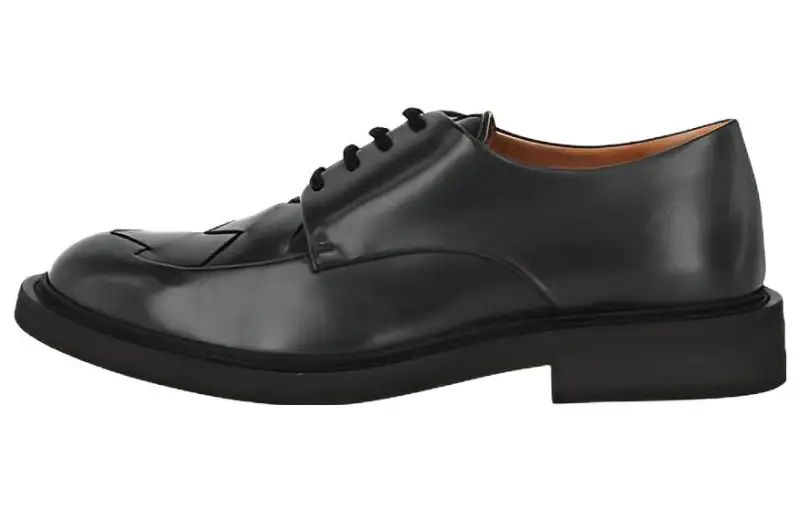Bottega Veneta Intrecciato Dress Shoes Men's Black