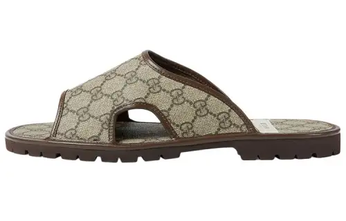 GUCCI GG Supreme Sandals