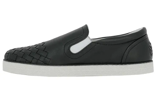 Bottega Veneta Leather Low top Stylish Skateboarding Shoes Women's Black