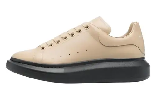 Alexander McQueen Larry Sneakers 'Beige Black'