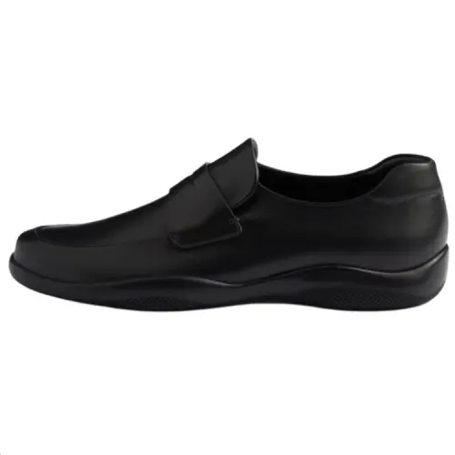 PRADA Toblach Low top Casual Shoes Men's Black