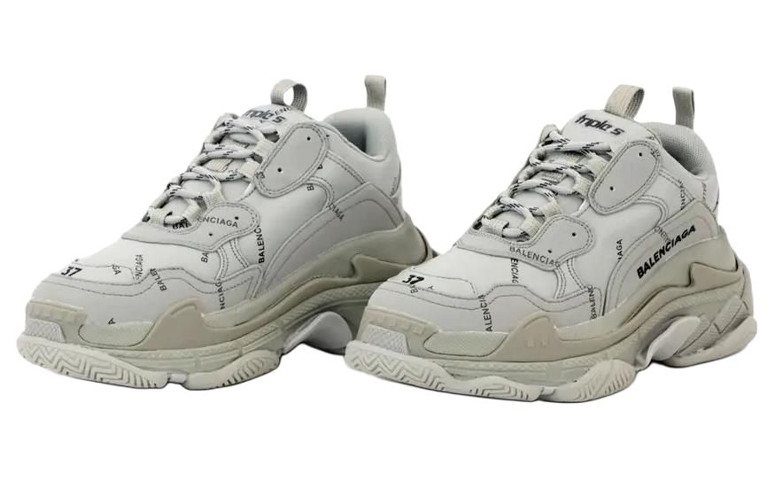 Мужские кроссовки Balenciaga Triple S Allover Logo (серые) — фото 3