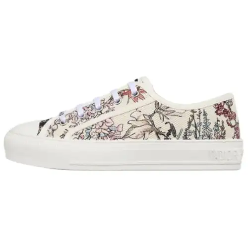 DIOR Walk'n'Dior Low top Skateboard Shoes Women's Nude
