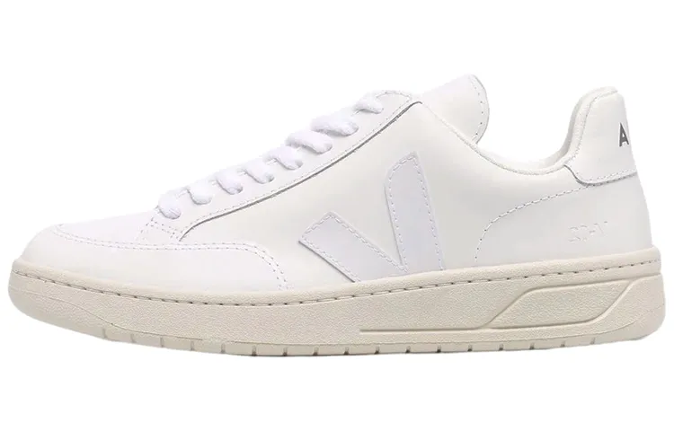 Veja V-12 Lace-Up Sneakers