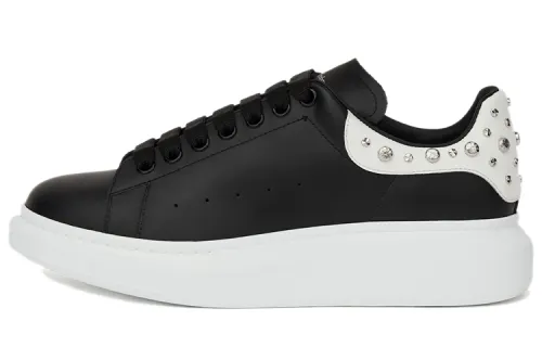 Alexander McQueen Oversized Black Studd