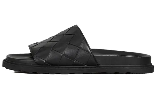 Bottega Veneta Stylish Sandal Men's Black