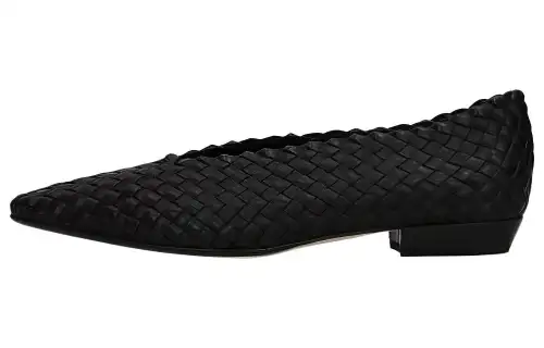 Bottega Veneta Almond Classic And Versatile Casual Shoes Low Heel Women's Black