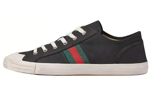GUCCI Low top Skateboard Shoes Men's Black