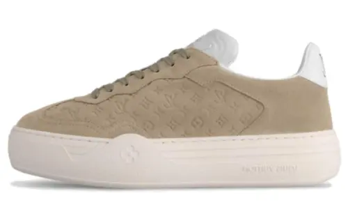 LOUIS VUITTON Groovy Leather Low top Skateboard Shoes Women's Umber
