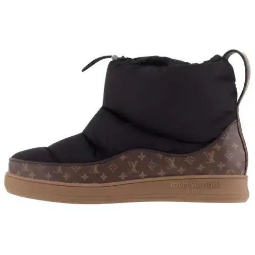 LOUIS VUITTON Cloud Ankle Length Snow Boots Women's Black