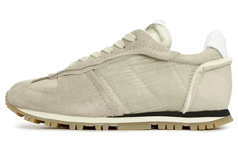Maison Margiela Leather Low top Casual Shoes Women's Beige