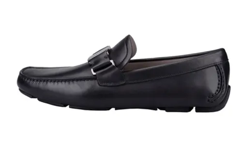 FERRAGAMO Vara Cow Leather Casual Shoes Men's Black